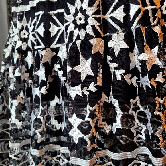 JEN'S PIRATE BOOTY...STUNNING DRESS - Picture 7 of 10